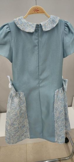 صورة فستان سماوي فينكات في الجوانب